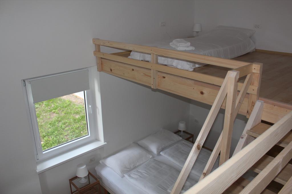 Hotel Lemonwood House à Postojna Extérieur photo